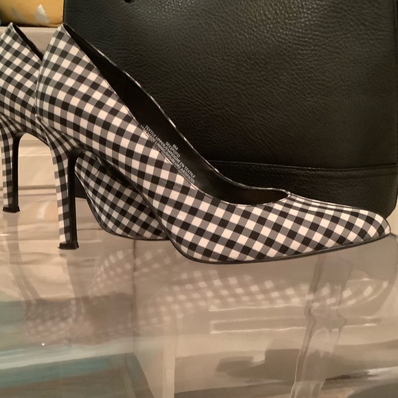 Nine West Black/White Gingham Check Shoes, Size 8 - Picture 1 of 7